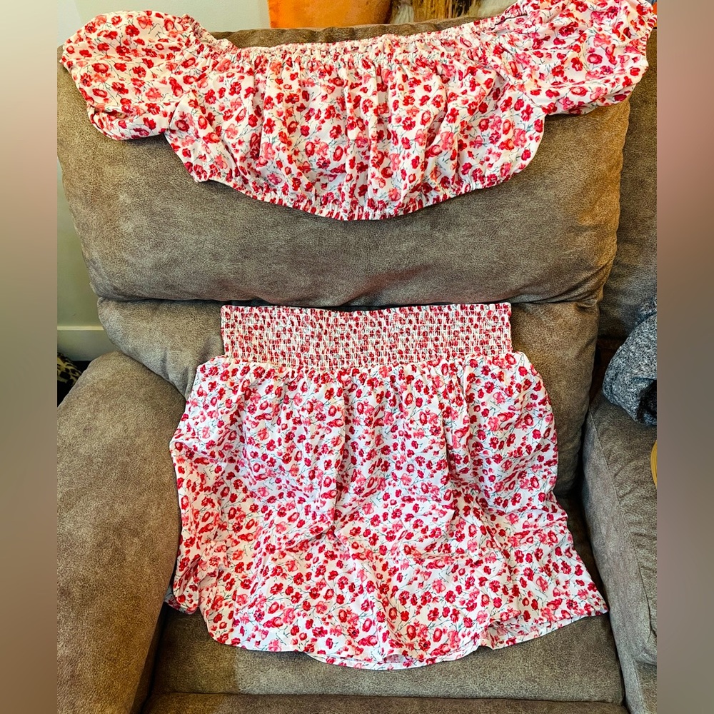 SHEIN Maternity outfit (Large)